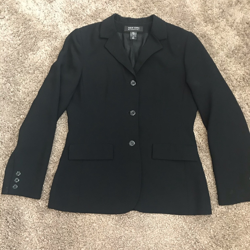New York & Co Ladies dress suit